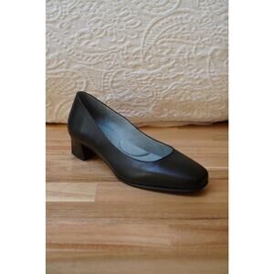 Skypro Office Work Cushioned Insole Low Block Heels Pumps Blue Size 5.5